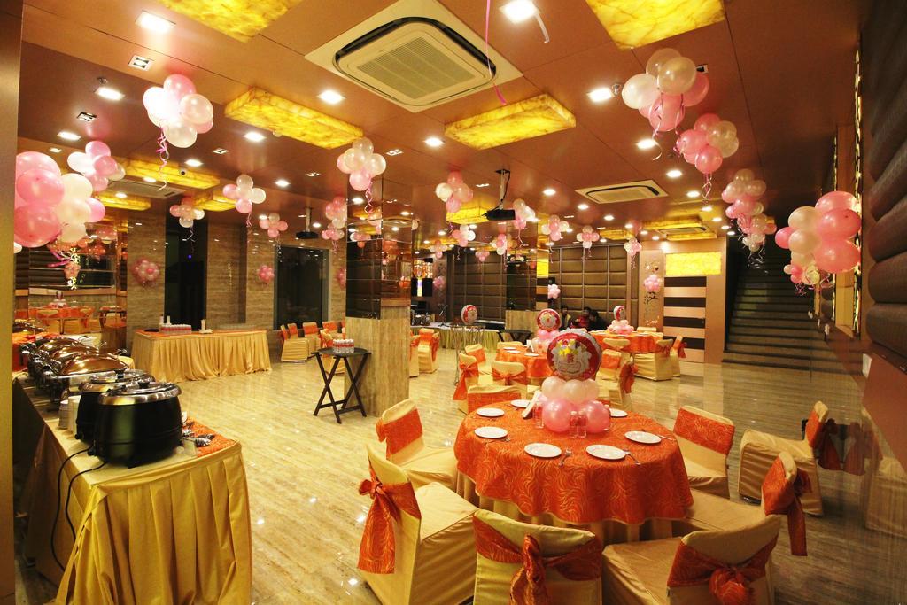 โรงแรมโกลเดน แกรนด์ เดลี ภายนอก รูปภาพ